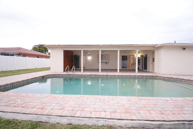 22465 Labrador Street, Boca Raton, FL 33428