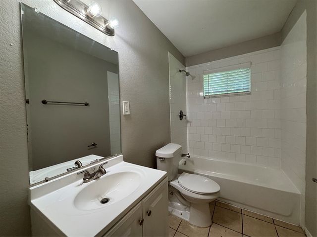 1821 Sandy Lane, Mesquite, TX 75149