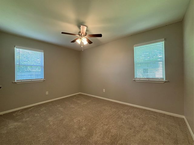 1821 Sandy Lane, Mesquite, TX 75149