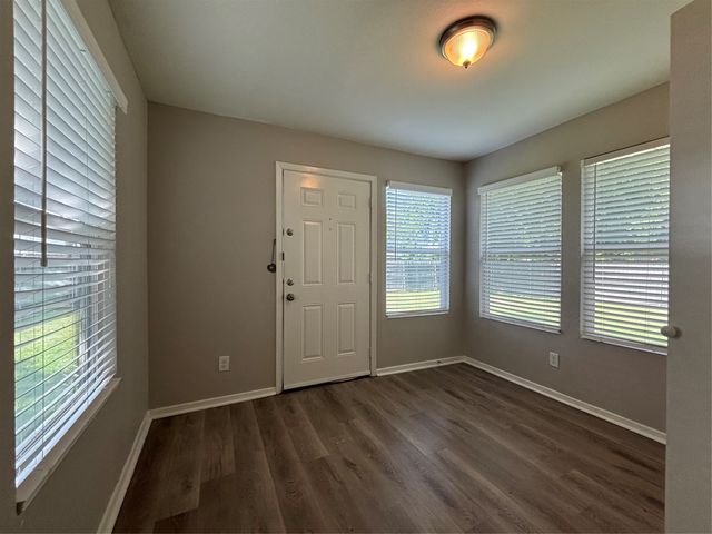 1821 Sandy Lane, Mesquite, TX 75149