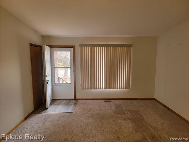 416 River Valley Drive, Marine City, MI 48039