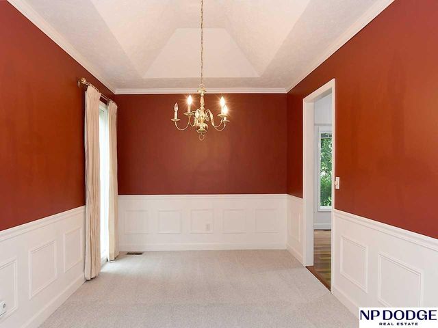 15280 Pepperwood Drive, Omaha, NE 68154