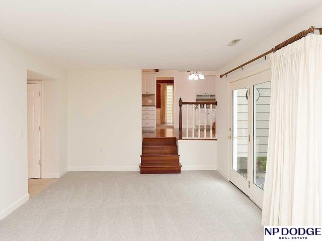 15280 Pepperwood Drive, Omaha, NE 68154