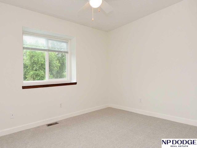 15280 Pepperwood Drive, Omaha, NE 68154
