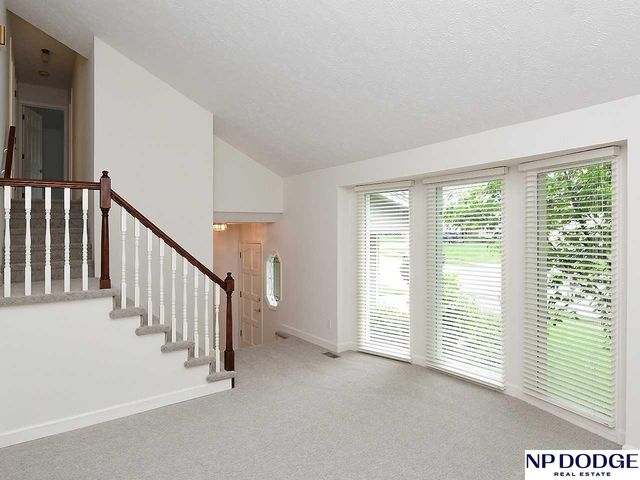 15280 Pepperwood Drive, Omaha, NE 68154