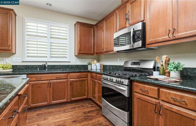 2447 Vallarta Dr, Bay Point, CA 94565