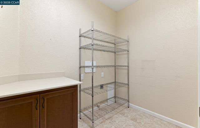 2447 Vallarta Dr, Bay Point, CA 94565