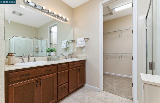 2447 Vallarta Dr, Bay Point, CA 94565