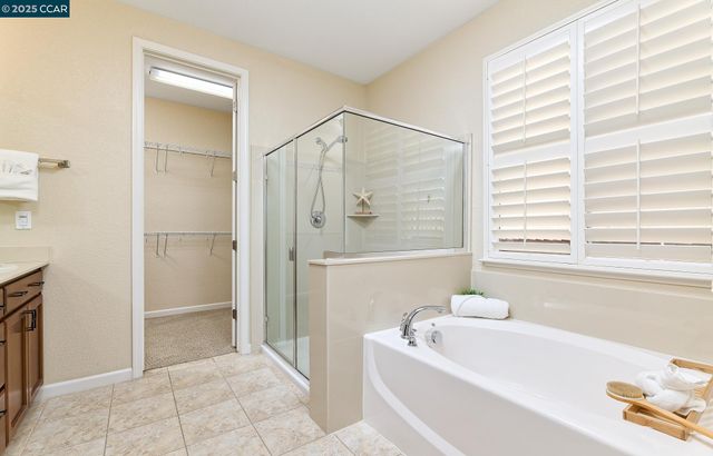2447 Vallarta Dr, Bay Point, CA 94565