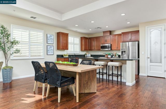 2447 Vallarta Dr, Bay Point, CA 94565