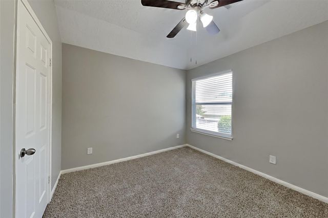 1906 Crescent Oak Drive, Missouri City, TX 77459