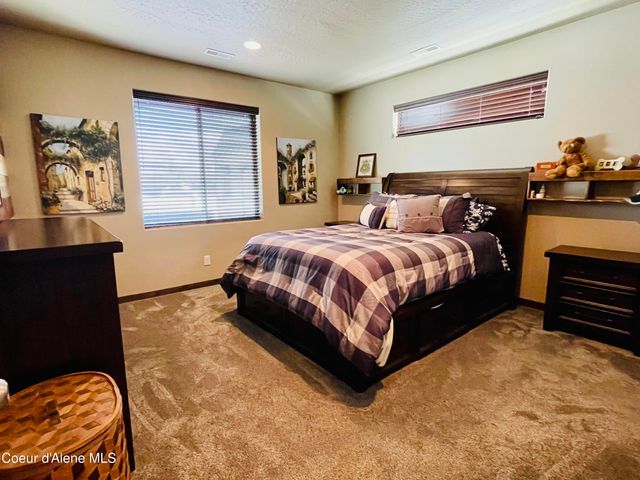 6319 W Harmony ST, Rathdrum, ID 83858