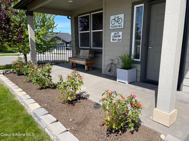 6319 W Harmony ST, Rathdrum, ID 83858