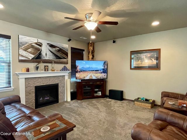 6319 W Harmony ST, Rathdrum, ID 83858