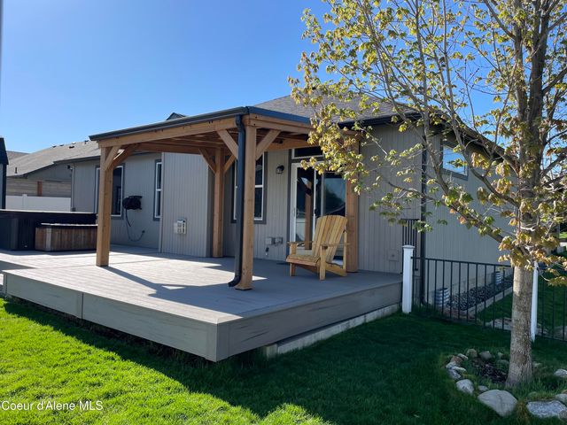 6319 W Harmony ST, Rathdrum, ID 83858