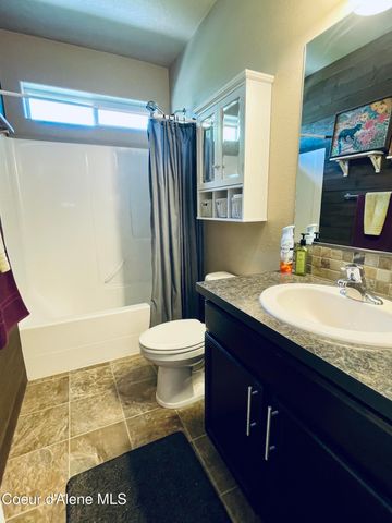 6319 W Harmony ST, Rathdrum, ID 83858