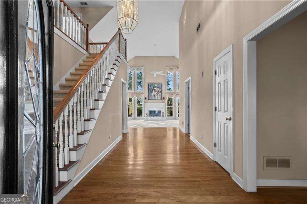 420 Clubfield Drive, Roswell, GA 30075 — photo 5