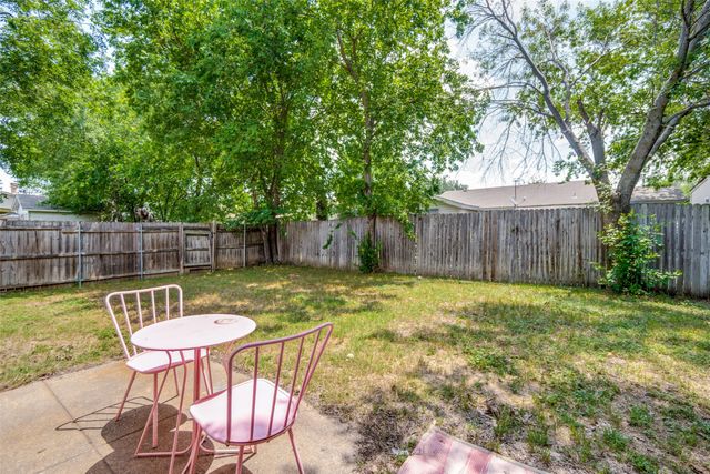 9443 Culberson Street, Dallas, TX 75227