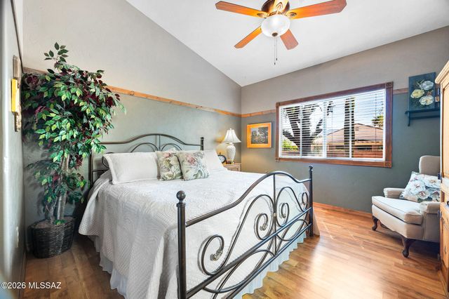 701 W Tiger Place, Green Valley, AZ 85614