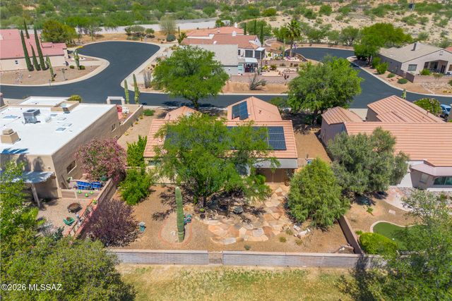 701 W Tiger Place, Green Valley, AZ 85614