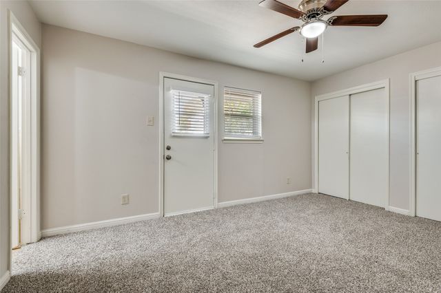 222 Merribrook Trail, Duncanville, TX 75116