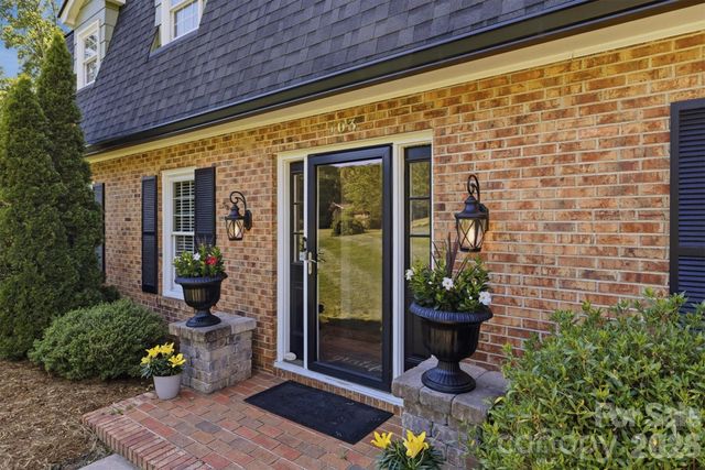 103 Wedgewood Court, Morganton, NC 28655