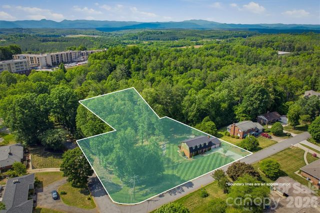 103 Wedgewood Court, Morganton, NC 28655