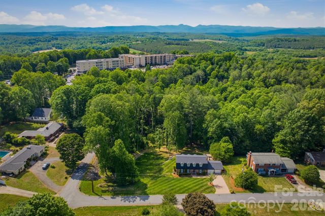 103 Wedgewood Court, Morganton, NC 28655
