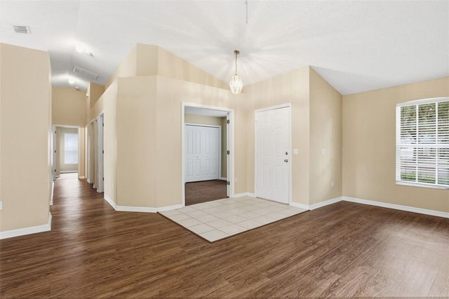 5611 BROOKDALE WAY, Tampa, FL 33625