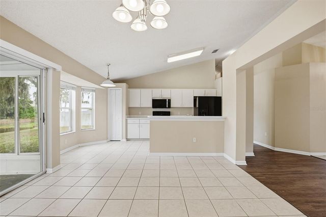 5611 BROOKDALE WAY, Tampa, FL 33625