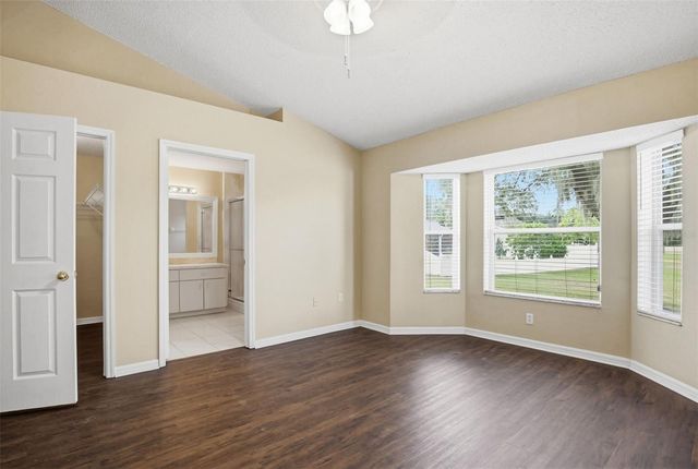 5611 BROOKDALE WAY, Tampa, FL 33625