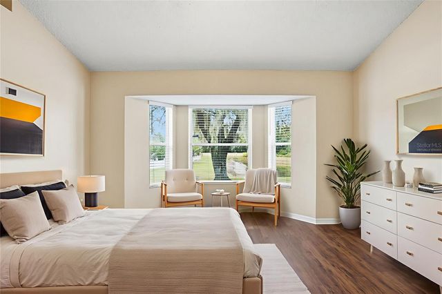 5611 BROOKDALE WAY, Tampa, FL 33625