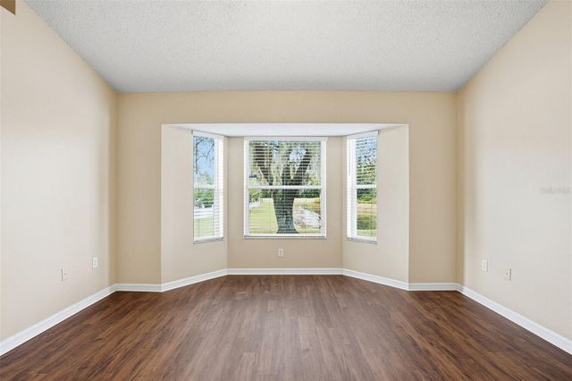 5611 BROOKDALE WAY, Tampa, FL 33625