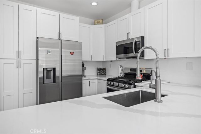 104 Seacountry Lane, Rancho Santa Margarita, CA 92688