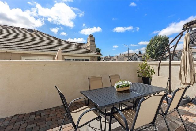 104 Seacountry Lane, Rancho Santa Margarita, CA 92688