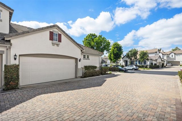 104 Seacountry Lane, Rancho Santa Margarita, CA 92688