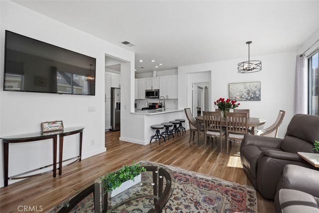 104 Seacountry Lane, Rancho Santa Margarita, CA 92688