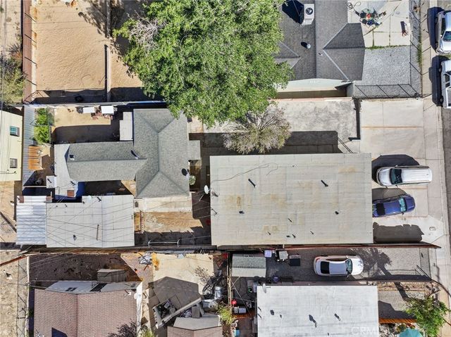 16822 Tracy, Victorville, CA 92395