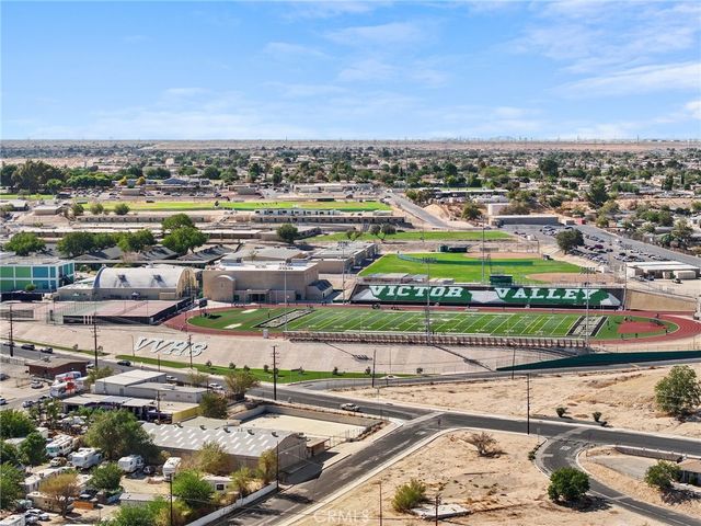 16822 Tracy, Victorville, CA 92395