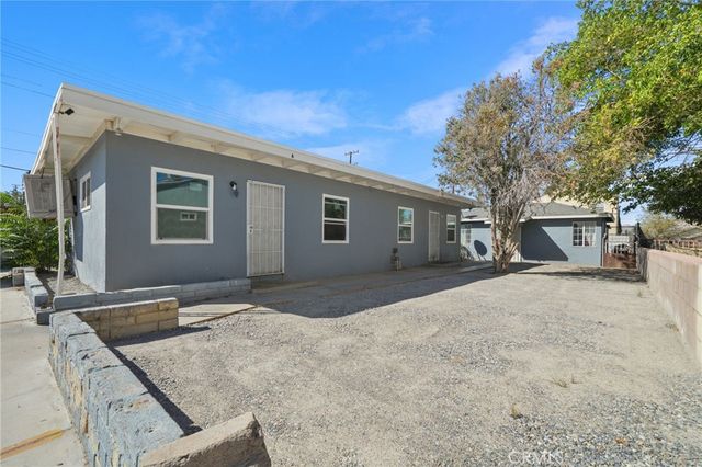 16822 Tracy, Victorville, CA 92395