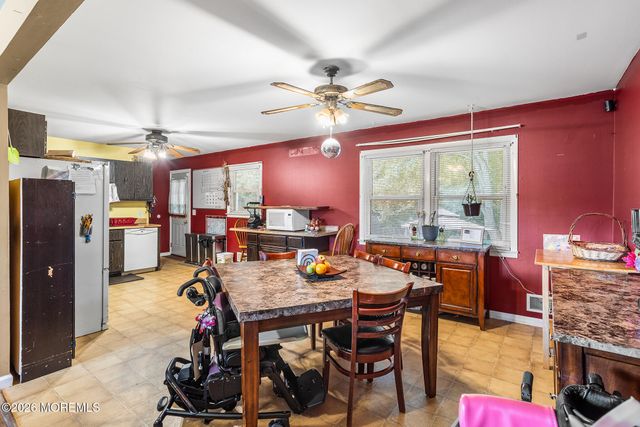 7 Chambers Road, Millstone, NJ 08510