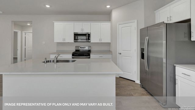 209 RAYMONDVILLE PATH, San Marcos, TX 78666