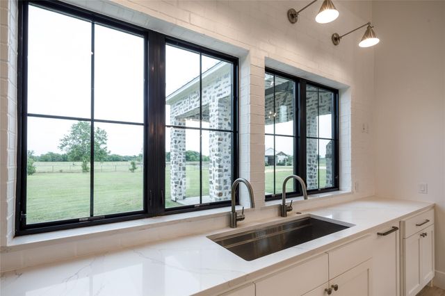 24118 Margerstadt Road, Hockley, TX 77447