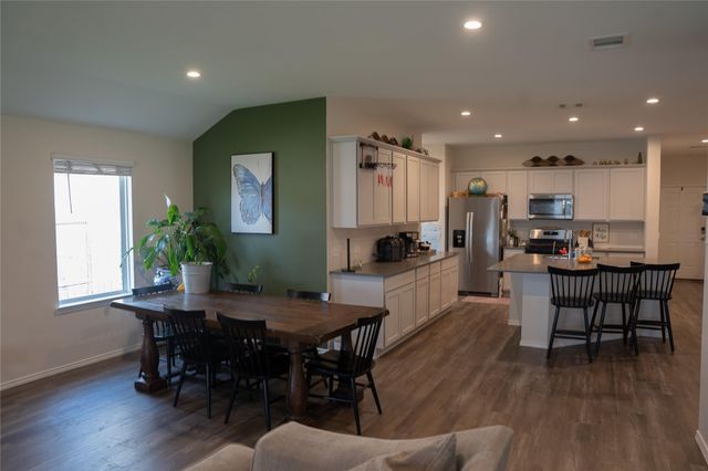 1008 Llano Trail, Dayton, TX 77535