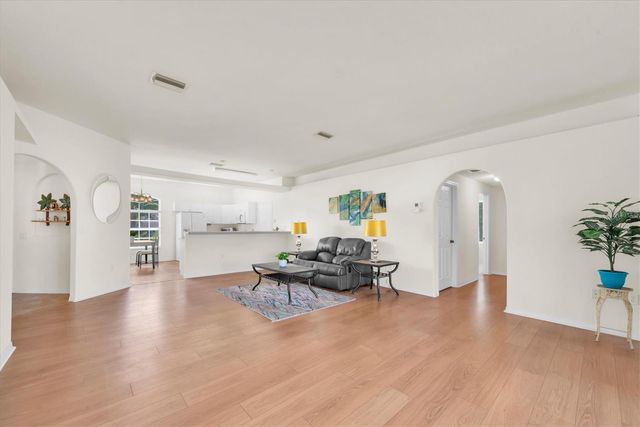 5008 25TH STREET E, Bradenton, FL 34203