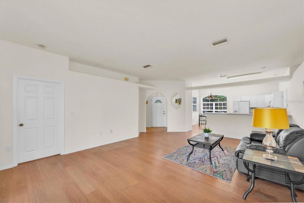 Image 40 of property listing at 5008 25TH STREET E, Bradenton, FL 34203