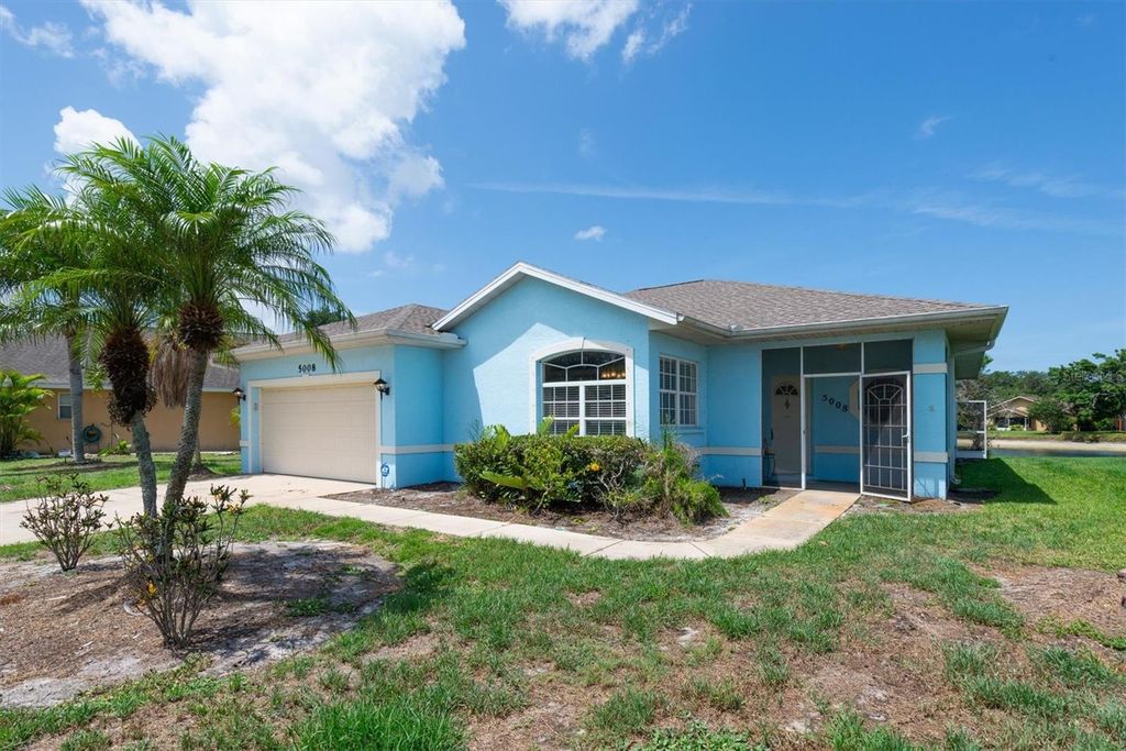 Image 10 of property listing at 5008 25TH STREET E, Bradenton, FL 34203