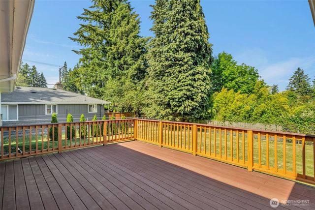 20010 8th Avenue S, Des Moines, WA 98198