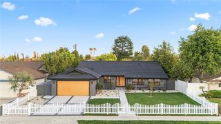 23856 Aetna, Woodland Hills, CA 91367