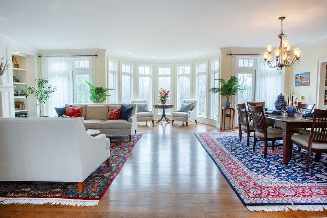 3 Ridgebury Road, Simsbury, CT 06070